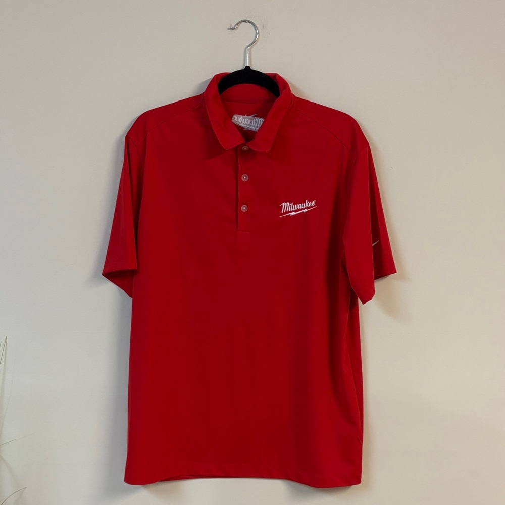 BNWOT Nike * Milwaukee Red Men's Polo Shirt size L